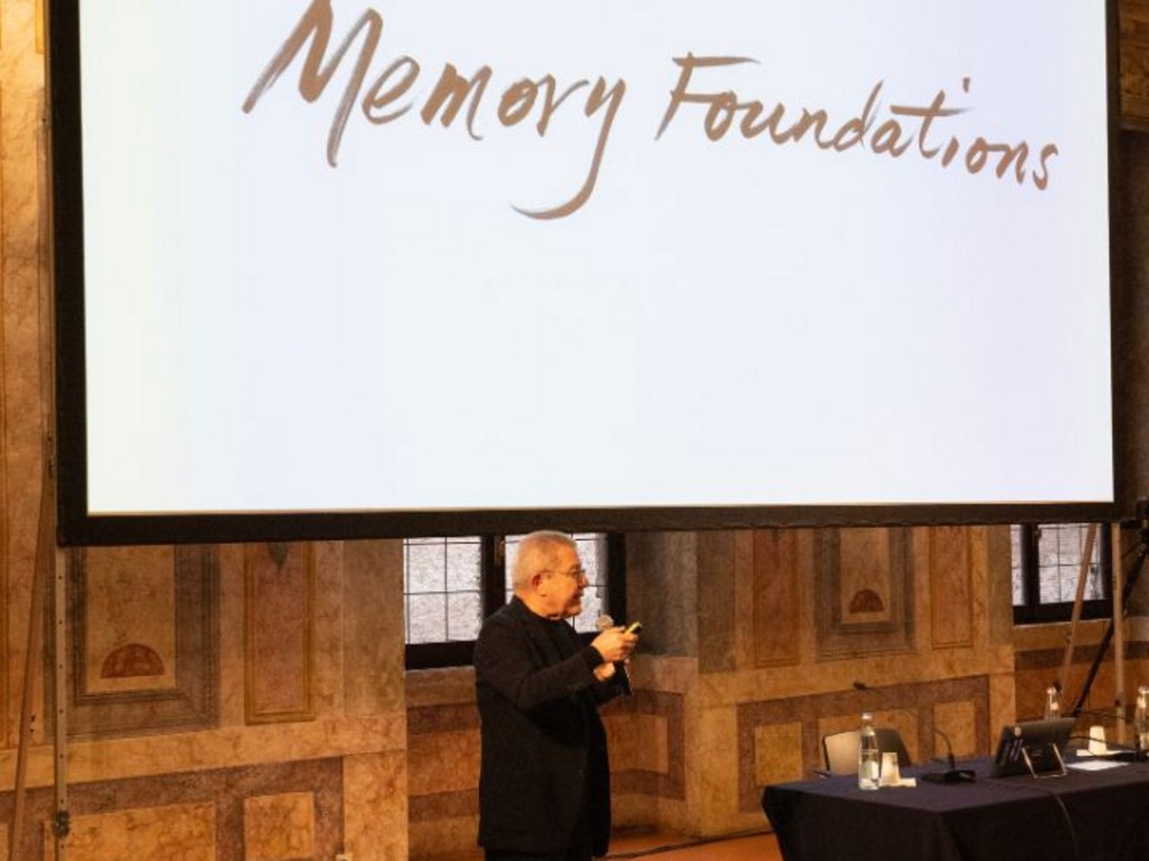 Daniel Libeskind at the opening event of MANTOVARCHITETTURA 2025 © Giuseppe Gradella 2025 for MANTOVARCHITETTURA