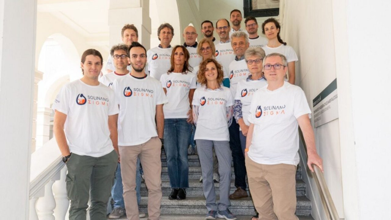 Staff and members of the laboratory management committee of SoLINano-Σigma