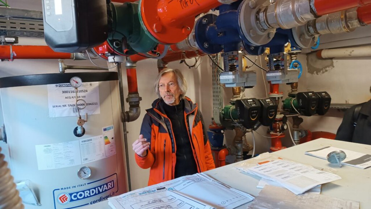 Lorenzo Pagliano verifica i sensori